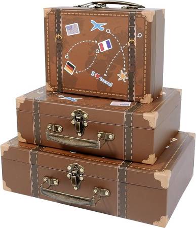 vintage suitcases decor