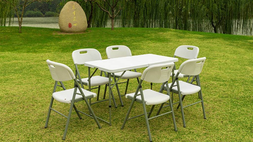 best plastic picnic tables