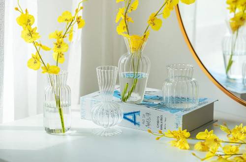 Hewory glass bud vases set