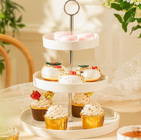 tiered cake stand